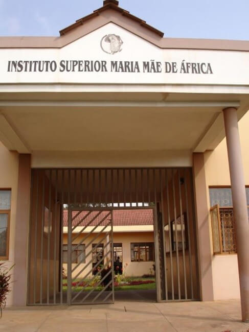 Instituto Superior Maria Mãe de África